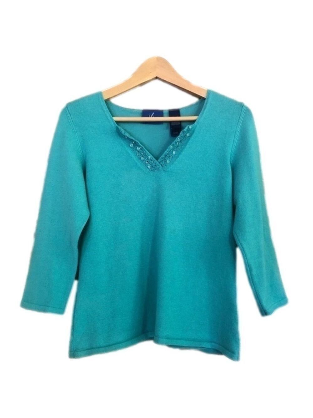Jh Collectibles embellished crochet trim v-neck sweater size small